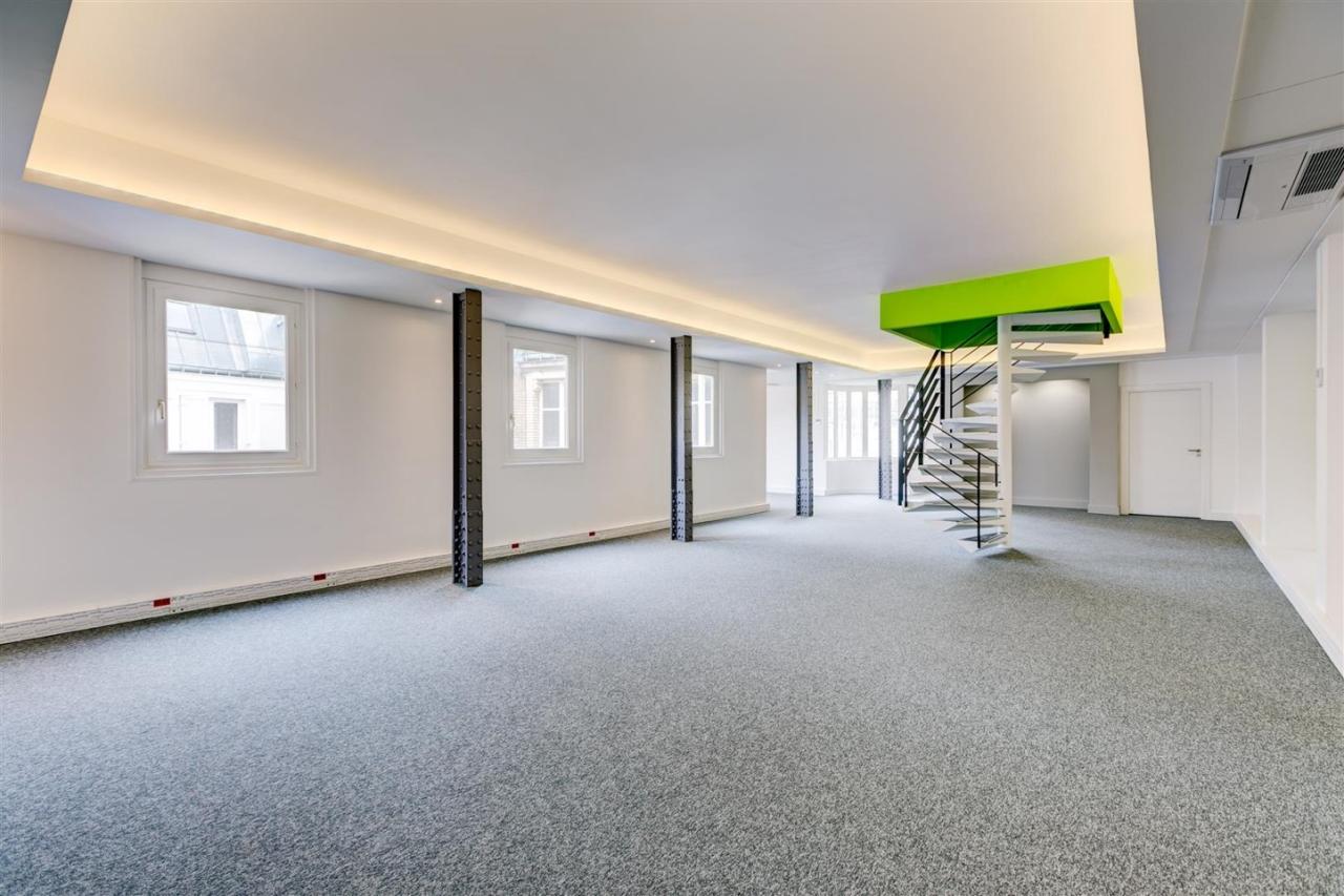 Bureau Paris 644m² Location bureau Paris OLBUR2426308 5